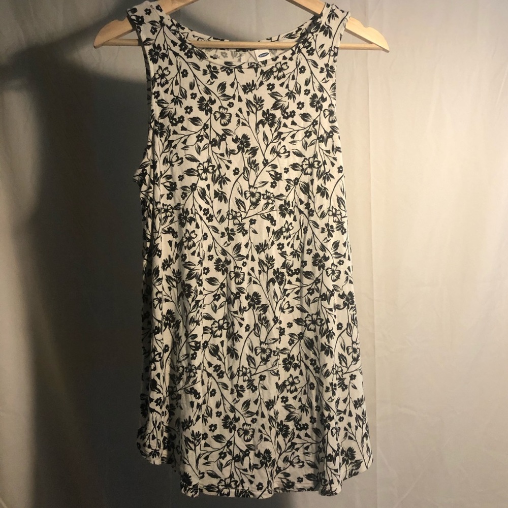 Old Navy floral print tank